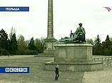 В Польше ожидают, что законопроект, позволяющий демонтировать монументы времен социализма, в понедельник будет передан в парламент