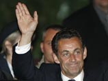 Победитель прошедших в воскресенье президентских выборов во Франции Николя Саркози отбыл из столицы "на два-три дня", чтобы, как сообщили в его окружении, отдохнуть перед вступлением в должность