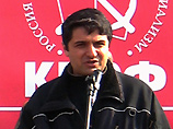 Под Псковом коммунисты вышли на рельсы, требуя наказать Эстонию Под Псковом коммунисты вышли на рельсы, требуя наказать Эстонию