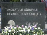 Эстонские власти впервые возложат цветы к памятнику Воину-освободителю. Русскоязычная  община событие бойкотирует 