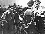Согласно официальной историографии, командовавший артиллерийской батареей старший лейтенант Джугашвили был взят в плен в июле 1941 года под Витебском и находился в лагерях до 1943 года