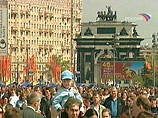 В гигантскую концертную площадку превратится 9 мая российская столица. В Москве пройдет почти тысяча культурных акций, посвященных 62-й годовщине Победы в Великой Отечественной войне