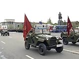 9 мая Россия встречает парадами, военными инсценировками и "солдатскими полянами" 9 мая Россия встречает парадами, военными инсценировками и "солдатскими полянами"