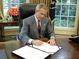  	  Джордж Буш продлил на год односторонние санкции США против Сирии  время публикации: 11:37  последнее обновление: 11:37 	  фото 	версия для печати 	сохранить в виде файла 	отправить по почте    Президент США Джордж Буш подписал распоряжение о продлении