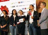 На благотворительном приеме была оглашена сумма собранных за неделю денег: 315 тыс. рублей - сумма для такого рода мероприятий огромная. На благотворительном приеме была оглашена сумма собранных за неделю денег: 315 тыс. рублей - сумма для такого рода мероприятий огромная.
