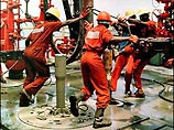 Группа боевиков захватила сегодня трех рабочих-нефтяников из Индии в городе Порт-Харкорт на юге Нигерии - центре нефтедобывающей промышленности страны