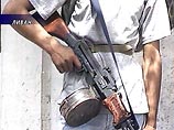 Двое ливанских солдат погибли в бою с палестинцами на севере страны Двое ливанских солдат погибли в бою с палестинцами на севере страны