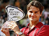 Федерер выиграл у Надаля на грунте, прервав его рекордную серию побед