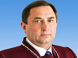 Судья Конституционного суда Дмитрий Лилак написал заявление на имя президента Украины Виктора Ющенко с просьбой уводить его с занимаемой должности