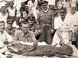 Индонезийский рыбак поймал редчайшую кистеперую рыбу (ФОТО)