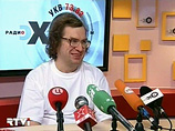 Мавроди сообщил в среду в эфире радиостанции "Эхо Москвы", что он не собирается уезжать за границу и "намерен что-нибудь предпринять по возврату долгов вкладчикам", когда будет завершен судебный процесс Мавроди сообщил в среду в эфире радиостанции "Эхо Москвы", что он не собирается уезжать за границу и "намерен что-нибудь предпринять по возврату долгов вкладчикам", когда будет завершен судебный процесс