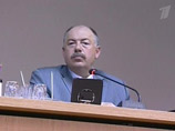 Уволенный президентом генпрокурор Украины взломал двери своего кабинета, глава МВД говорит о госперевороте Уволенный президентом генпрокурор Украины взломал двери своего кабинета, глава МВД говорит о госперевороте