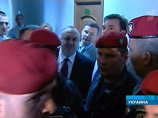 Ющенко вывел внутренние войска из подчинения МВД. Против главы МВД, как организатора "переворота", возбуждено дело