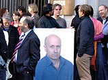 Похищенный в Газе журналист BBC Алан Джонстон жив и здоров, заявил член "Хамаса" Похищенный в Газе журналист BBC Алан Джонстон жив и здоров, заявил член "Хамаса"