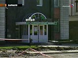 Преступники, ограбившие в воскресенье Железнодорожный филиал "Зернобанка" в Барнауле и убившие охранника, унесли с собой видеоносители из системы наблюдения Преступники, ограбившие в воскресенье Железнодорожный филиал "Зернобанка" в Барнауле и убившие охранника, унесли с собой видеоносители из системы наблюдения