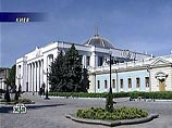 Парламент Украины собрался, чтобы претворить в жизнь договоренности Ющенко и Януковича о разрешении кризиса