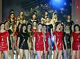 Модельное агентство отправилось на поиски "новой Наоми Кэмпбелл" в парижские пригороды Модельное агентство отправилось на поиски "новой Наоми Кэмпбелл" в парижские пригороды