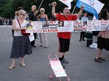 В центре Москвы Гоша Грек на спорткаре протаранил кортеж генпрокурора Чайки и пытался убежать В центре Москвы Гоша Грек на спорткаре протаранил кортеж генпрокурора Чайки и пытался убежать