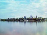 Лимузины "ЗиЛ" Медведеву и Путину пока не светят, рассказал замначальника ФСО Лимузины "ЗиЛ" Медведеву и Путину пока не светят, рассказал замначальника ФСО