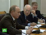 "Мне кажется, что, во всяком случае для сегодняшней России, пять, шесть или семь лет (как один срок на посту президента) - это вполне приемлемо, но количество сроков все-таки должно быть ограничено", - заявил он "Мне кажется, что, во всяком случае для сегодняшней России, пять, шесть или семь лет (как один срок на посту президента) - это вполне приемлемо, но количество сроков все-таки должно быть ограничено", - заявил он