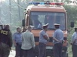 В Симферополе град размером с куриное яйцо разбивал стекла машин В Симферополе град размером с куриное яйцо разбивал стекла машин