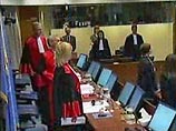 Обвинительное заключение против Мартича было принято Международным трибуналом в 1995 году. Обвиняемого арестовали и поместили в гаагскую тюрьму ООН в мае 2002 года. Он заявил о своей невиновности. Обвинительное заключение против Мартича было принято Международным трибуналом в 1995 году. Обвиняемого арестовали и поместили в гаагскую тюрьму ООН в мае 2002 года. Он заявил о своей невиновности.