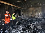 Боевики "Хамаса" взяли штурмом штаб-квартиру службы безопасности "Фатха"
Боевики "Хамаса" взяли штурмом штаб-квартиру службы безопасности "Фатха"