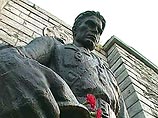 Аанализ ДНК подтвердил родство россиянина Виктора Брянцева и похороненного в Таллине советского офицера Аанализ ДНК подтвердил родство россиянина Виктора Брянцева и похороненного в Таллине советского офицера