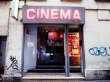 Последний порнокинотеатр Парижа отмечает 35-летие Последний порнокинотеатр Парижа отмечает 35-летие