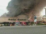 Девять пожарных погибли в США при пожаре в мебельном магазине
