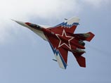 Судя по раздававшимся в толпе восторженным возгласам, демонстрационный полет МиГ-29ОВТ произвел неизгладимое впечатление на профессионалов и журналистов Судя по раздававшимся в толпе восторженным возгласам, демонстрационный полет МиГ-29ОВТ произвел неизгладимое впечатление на профессионалов и журналистов