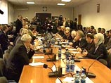 Депутаты Чечни одобрили решение Кадырова увеличить срок президентства до 5 лет. Теперь они сами будут менять Конституцию Депутаты Чечни одобрили решение Кадырова увеличить срок президентства до 5 лет. Теперь они сами будут менять Конституцию