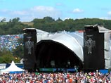 Британский музыкальный фестиваль Glastonbury может "потонуть" в лужах и грязи Британский музыкальный фестиваль Glastonbury может "потонуть" в лужах и грязи