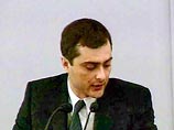 Сурков объявил, что "российская демократия жизнеспособна в той мере, в какой естественна, то есть национальна" Сурков объявил, что "российская демократия жизнеспособна в той мере, в какой естественна, то есть национальна"