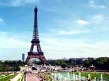Кассиры Эйфелевой башни девять лет обманывали туристов и заработали на этом более 700 тысяч евро