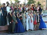 Владимир Путин поздравил выпускников с окончанием школы
