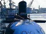Касаясь вопроса о возможном приобретении российских подводных лодок, Чавес сказал, что "решение пока не принято, однако перед нами стоит задача защиты обширных морских рубежей". 