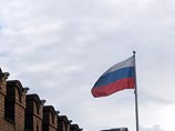 Государственный флаг знаком россиянам лучше - однако и здесь они испытывают трудности с указанием его цветов и их расположения