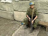 Представители командования миротворческих сил в Южной Осетии сообщают о том, что в районе некоторых российских миротворческих постов зафиксирована беспорядочная стрельба.