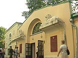 Военкомат устроил облаву на призывников непосредственно в студенческом общежитии Москвы Военкомат устроил облаву на призывников непосредственно в студенческом общежитии Москвы