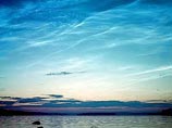 Первые снимки загадочных облаков, формирующихся на краю космоса, сделал американский спутник
