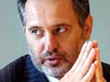 Бывшая жена бизнесмена Фирташа требует половину его бизнеса - до 3 млрд долларов Бывшая жена бизнесмена Фирташа требует половину его бизнеса - до 3 млрд долларов