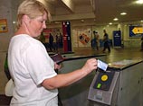 В московском метро установлены турникеты нового типа, показывающие количество поездок В московском метро установлены турникеты нового типа, показывающие количество поездок