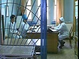 Машину премьера Абхазии обстреляли из гранатомета, он легко ранен Машину премьера Абхазии обстреляли из гранатомета, он легко ранен