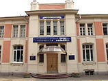 13-летняя Юля Лукьянова страдала эпилептическими приступами. Сначала ее доставили в Тушинскую районную больницу, затем в Морозовскую 13-летняя Юля Лукьянова страдала эпилептическими приступами. Сначала ее доставили в Тушинскую районную больницу, затем в Морозовскую