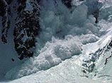 В швейцарских Альпах сошла лавина, в результате минимум 6 альпинистов погибли