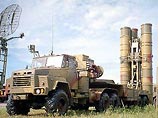 Начальные боевые стрельбы зенитной ракетной системы С-400 "Триумф" проведены на полигоне Минобороны России в Астраханской области 12 и 13 июля.