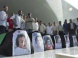 Грузовик в Чувашии снес мост поднятым кузовом Грузовик в Чувашии снес мост поднятым кузовом