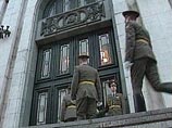 Военных в России переоденут в форму от Юдашкина. Дизайнерам отпущено 100 миллионов рублей
Военных в России переоденут в форму от Юдашкина. Дизайнерам отпущено 100 миллионов рублей