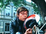 На аллее российского кино появилась именная плита Николая Караченцова